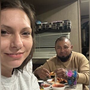 Meet your Posher, Erica (Renew-Reuse-Relove♥️)